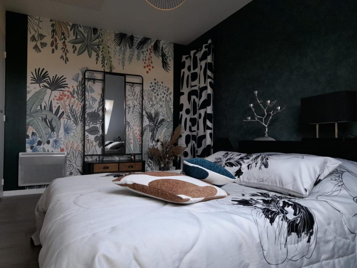 Chambre Dans Un Ecrin De Verdure Angrie Ngoại thất bức ảnh